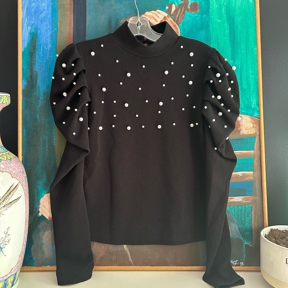 Elegant Black Pearl-Embellished Women's Top M - Picture 5 of 16